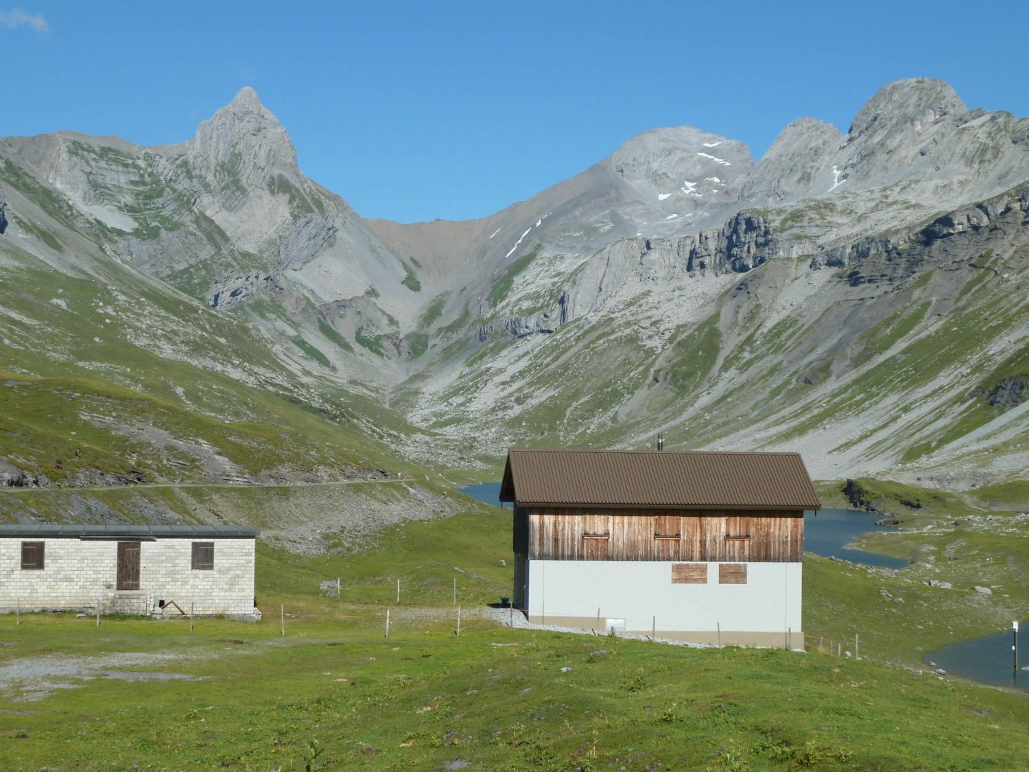 Blick ins weite Tal der Glattalp