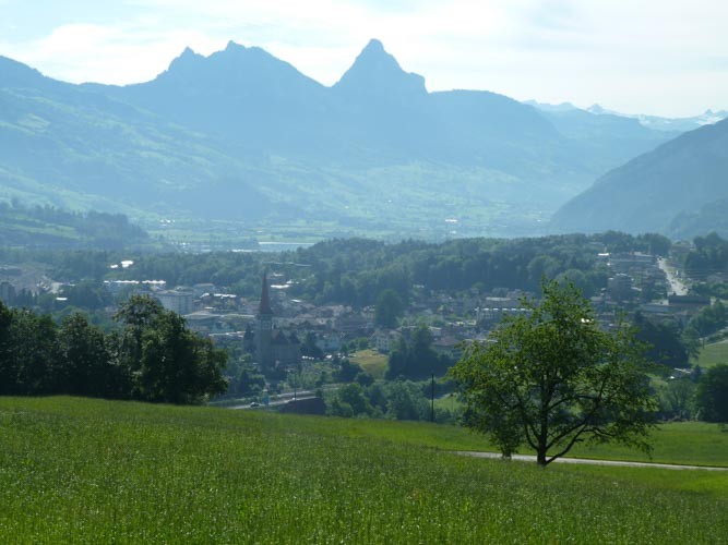 Blick Richtung Goldau und Mythen